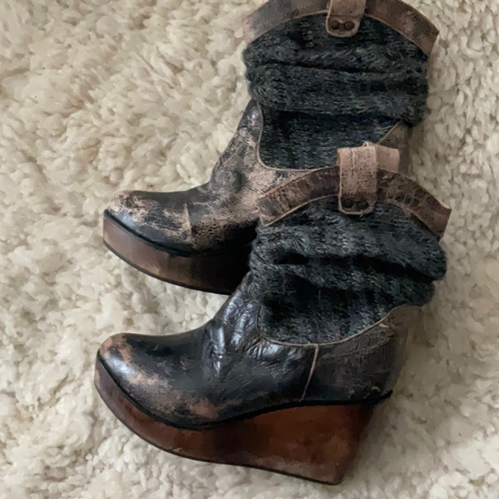 Bed Stu distressed booties